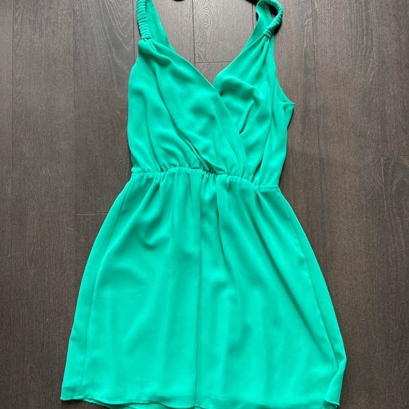 Mint mini dress - Picture 1 of 2